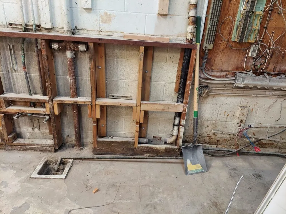 Slide of HDZ Plumbing