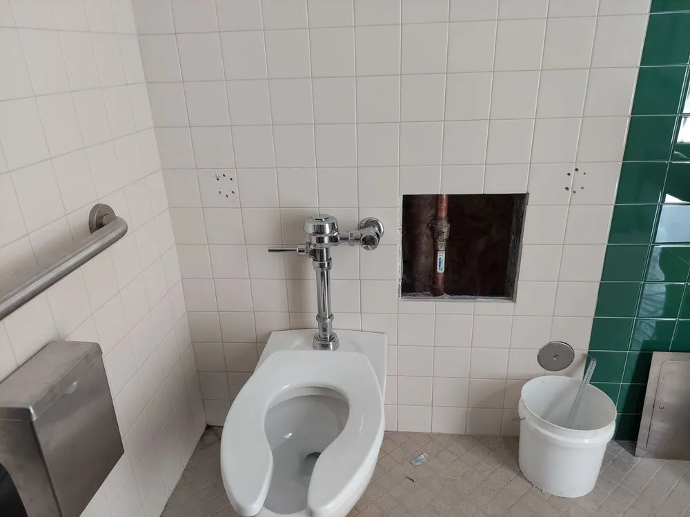 Slide of HDZ Plumbing