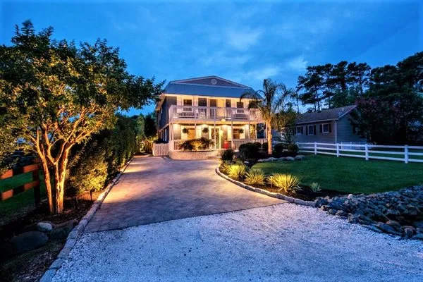 Heads Up Sprinkler Systems Logo