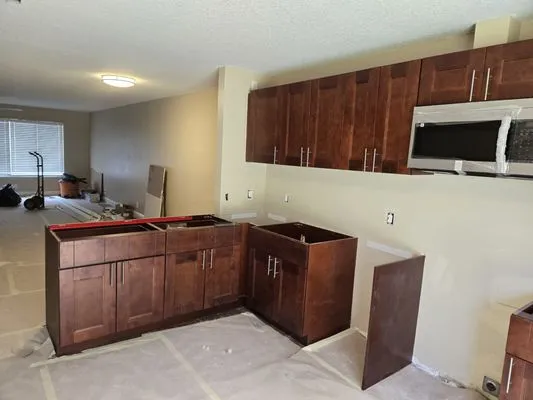 Hector General Remodeling Logo