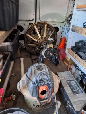 Hello Drain Cleaning Fresno Logo