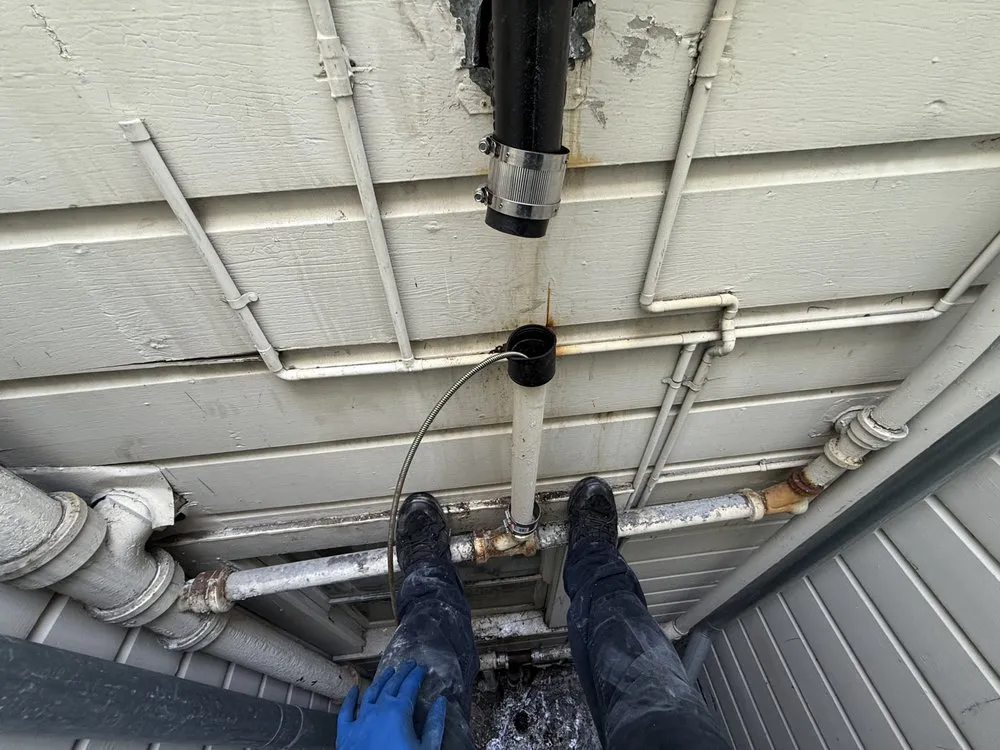 Slide of Hemi's Plumbing Service