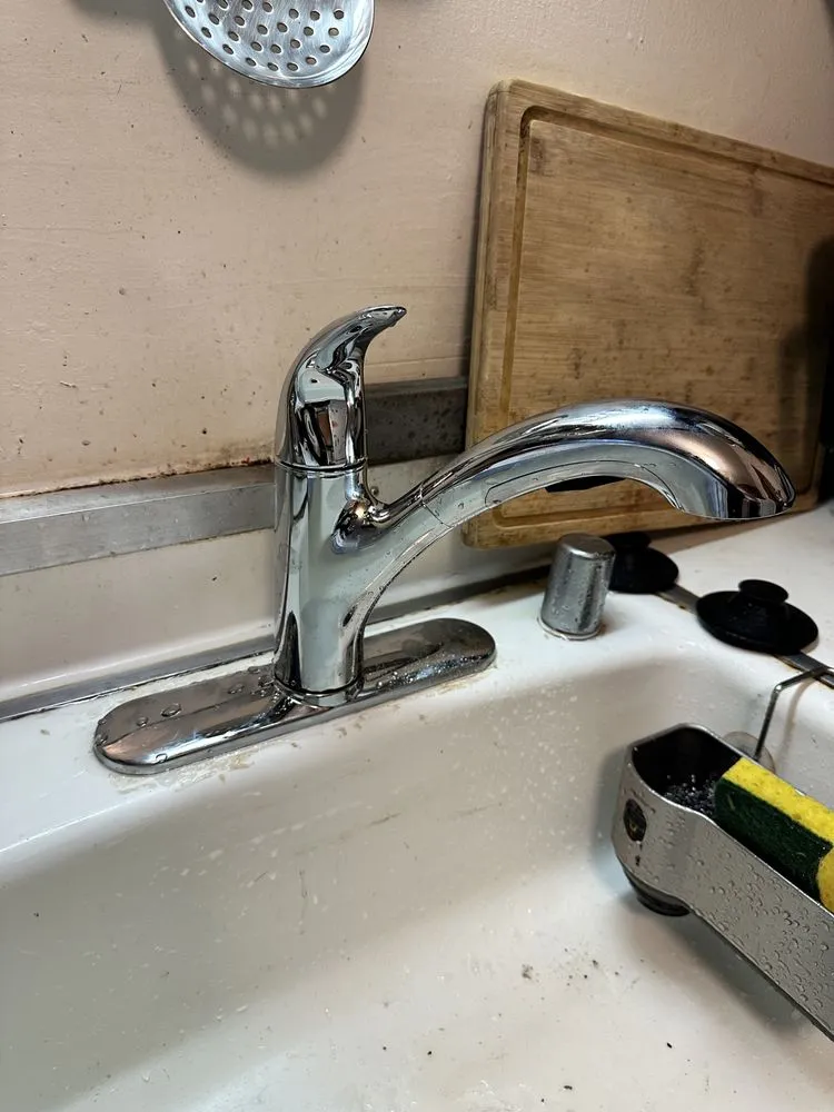 Emergency emergency plumbing in San Mateo, CA by Hemi's Plumbing Service