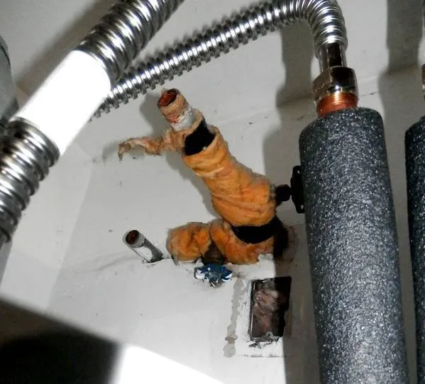 Slide of Henco Plumbing Services