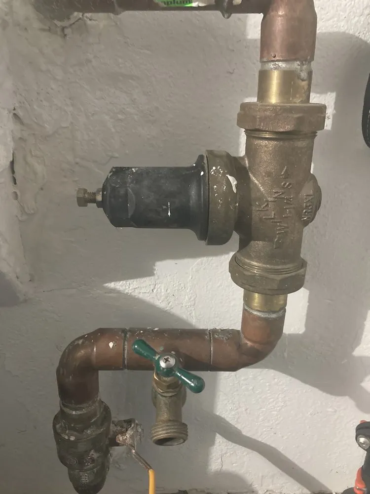 Slide of Henley's Plumbing & Air