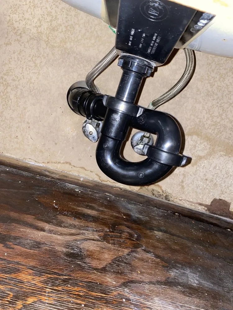 Slide of Henley's Plumbing & Air