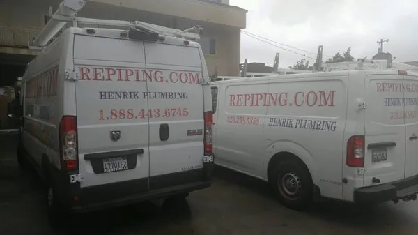 Emergency water heater service for homes in Los Angeles, CA by Henrik Plumbing