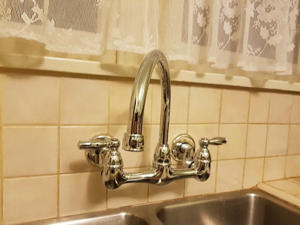 Slide of Henri’s Plumbing