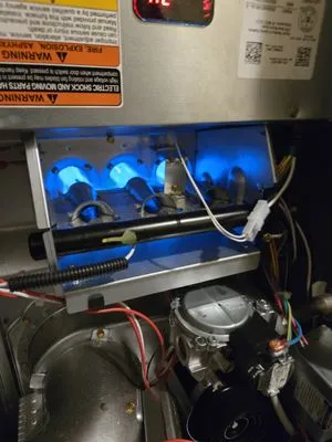 Henry Gasfitting Logo