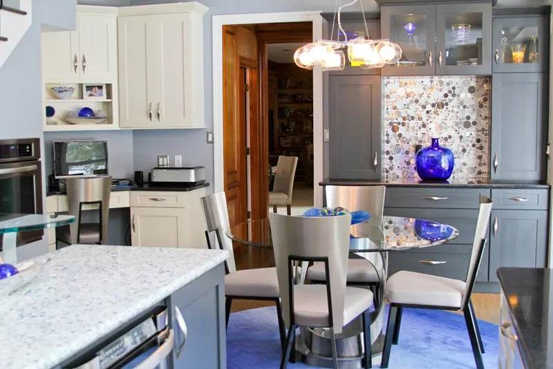 Expert drain cleaning experts serving Des Peres, MO - Henry Kitchen & Bath