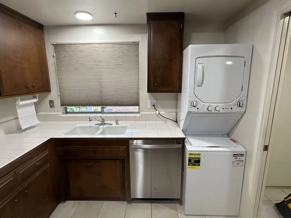 Slide of Henrys Handyman Services