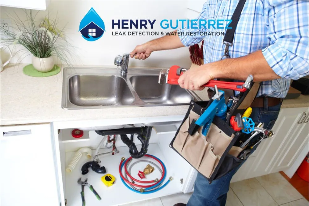 Emergency pipe repair in La quinta, CA by Henrys Leak Repair And Water Restoration Services