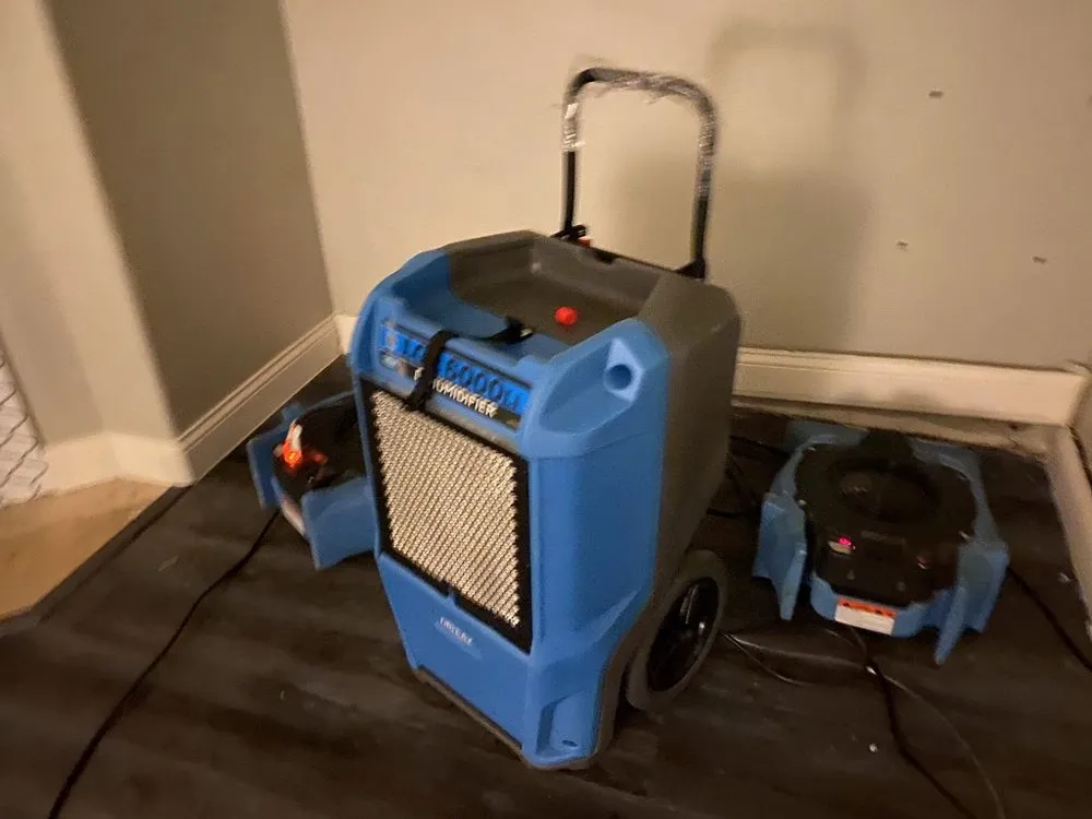 Affordable emergency plumbing for homes in La quinta, CA by Henrys Leak Repair And Water Restoration Services