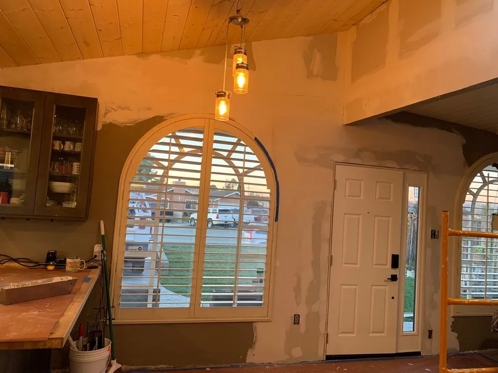 Slide of Henry's Painting And Drywall