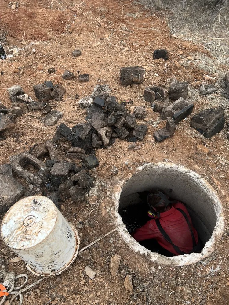 Slide of Henry's Plumbing