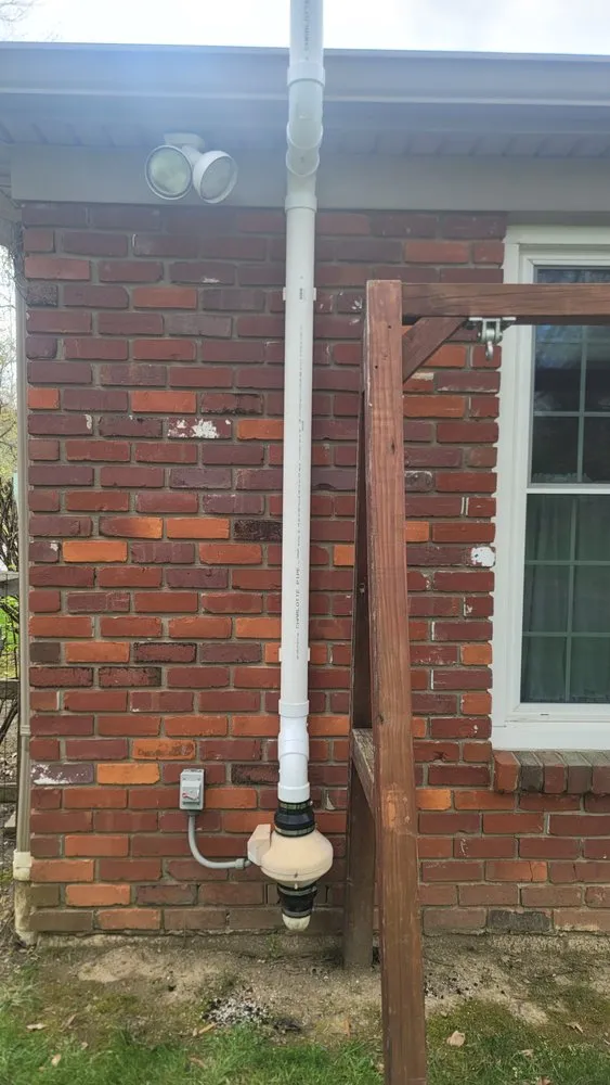 Slide of Hensley Handyman Service