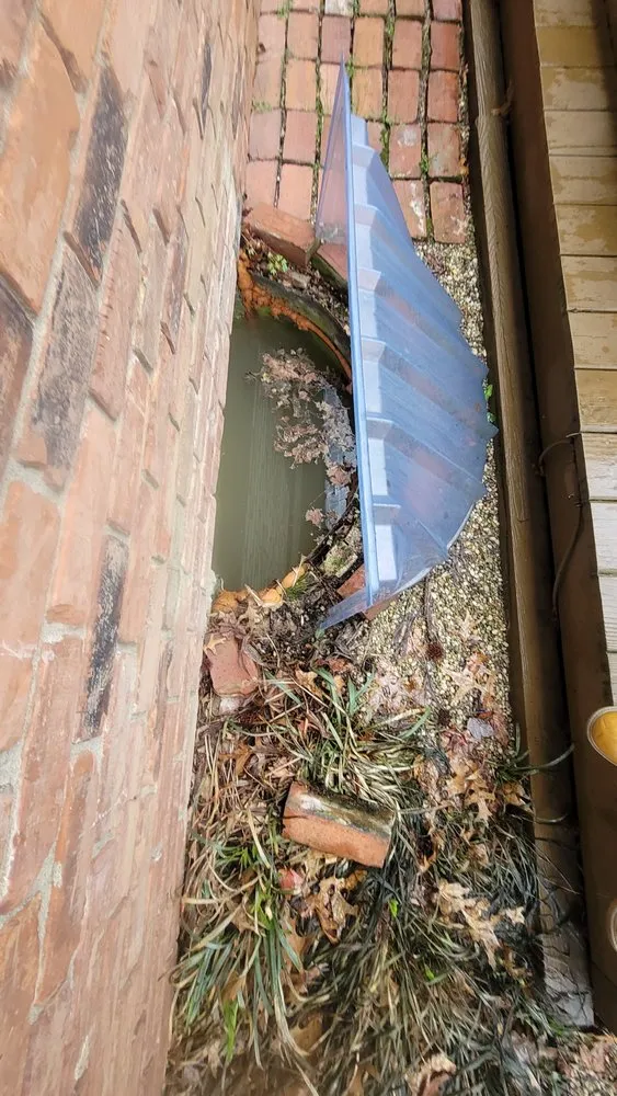 Slide of Hensley Handyman Service