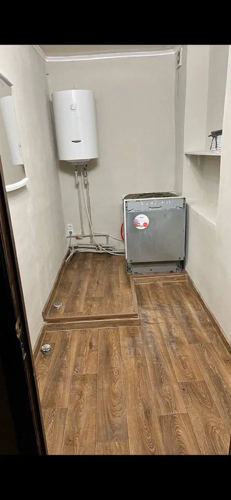 Expert leak detection service in San Fernando Valley, CA - Heorhii Handyman