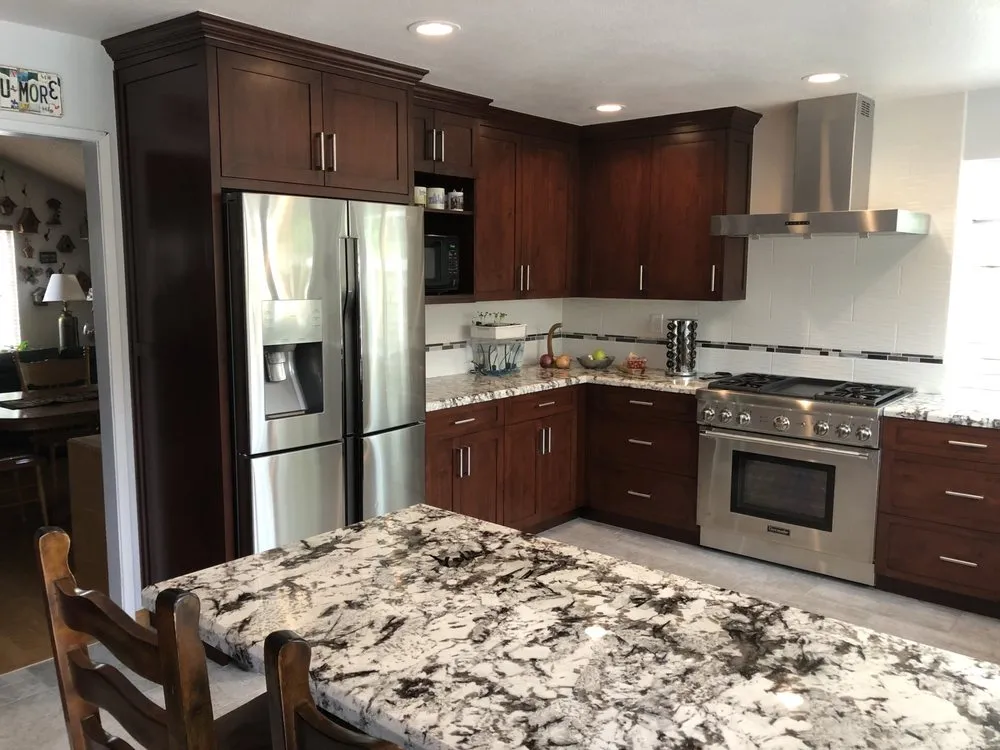 Emergency emergency plumbing for homes in Valencia, CA by Here's How Construction