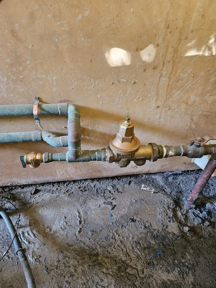 Professional plumbing repair experts serving Los Angeles, CA - Hermes Plumbing and Rooting