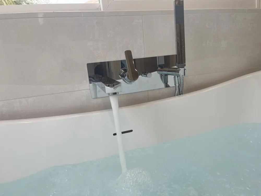 Slide of Hermoso Plumbing