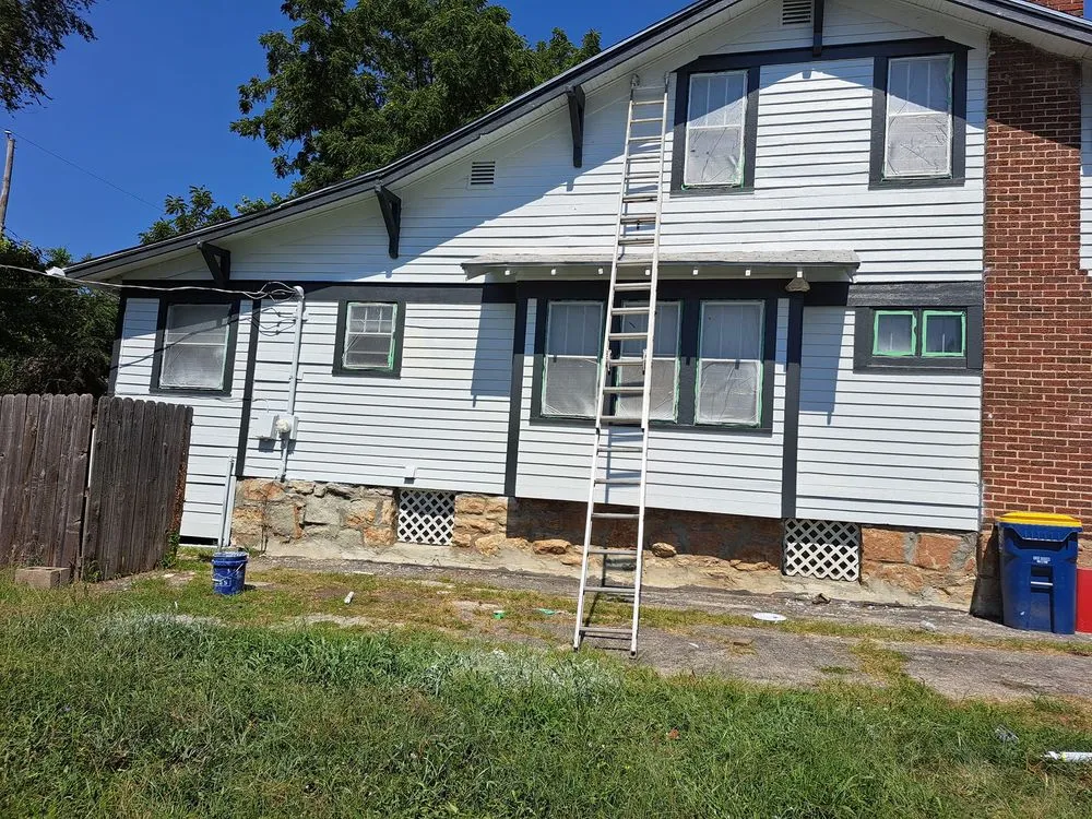 Expert emergency plumbing service in Kansas City, MO - Hernandez Construction Do It All