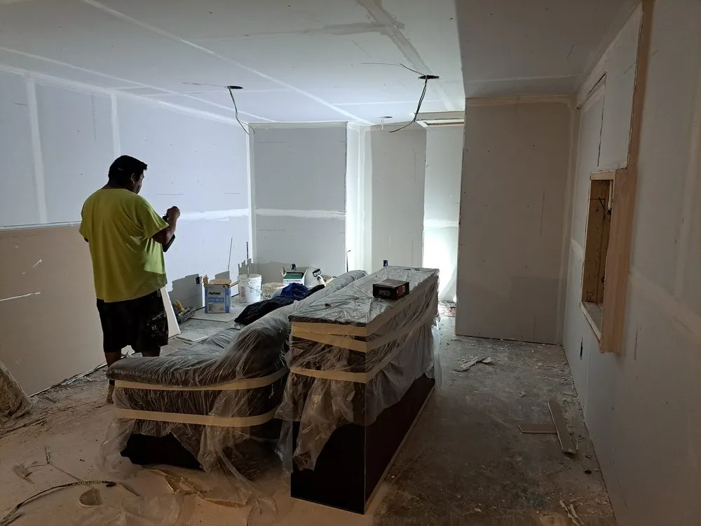 Slide of Hernandez Construction Do It All