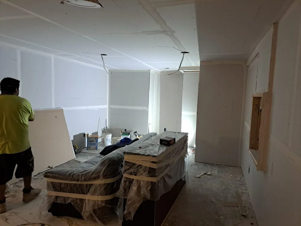 Slide of Hernandez Construction Do It All