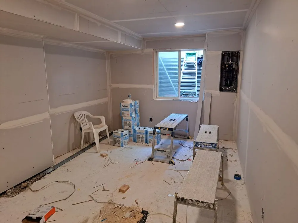 Slide of Hernandez Construction Do It All