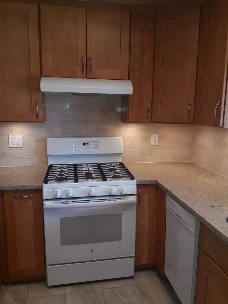 Slide of Hernandez Construction