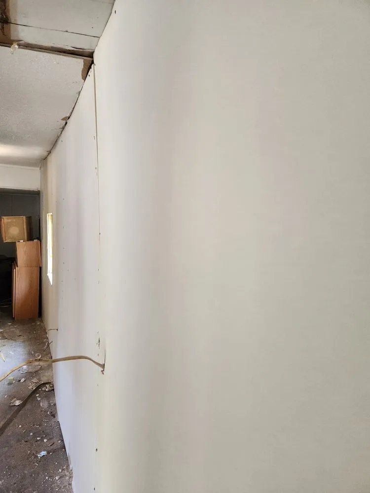 Slide of Hernandez Handyman