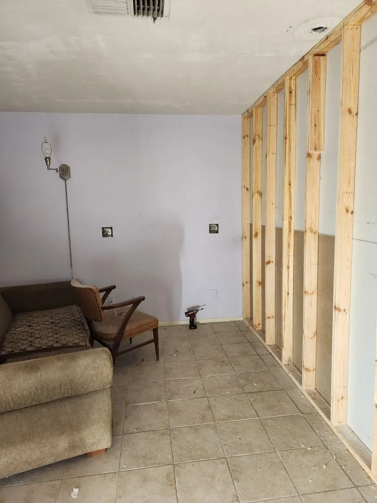 Top-rated leak detection in New Port Richey, FL by Hernandez Handyman