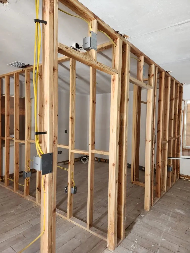 Slide of Hernandez Handyman