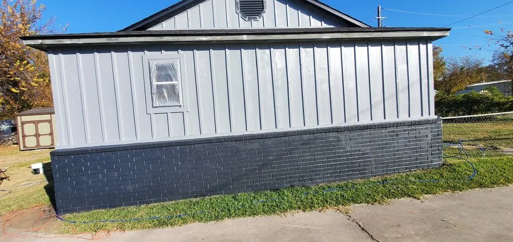 Slide of Hernandez painting and more