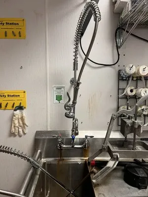 Hero Advance Plumbing and Rooter Logo