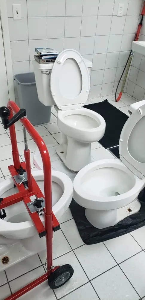 Slide of HH Plumbing Services & Repairs