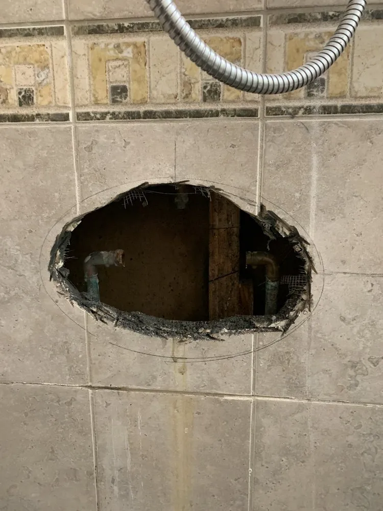 Professional water heater service experts serving Miami, FL - HH Plumbing Services & Repairs