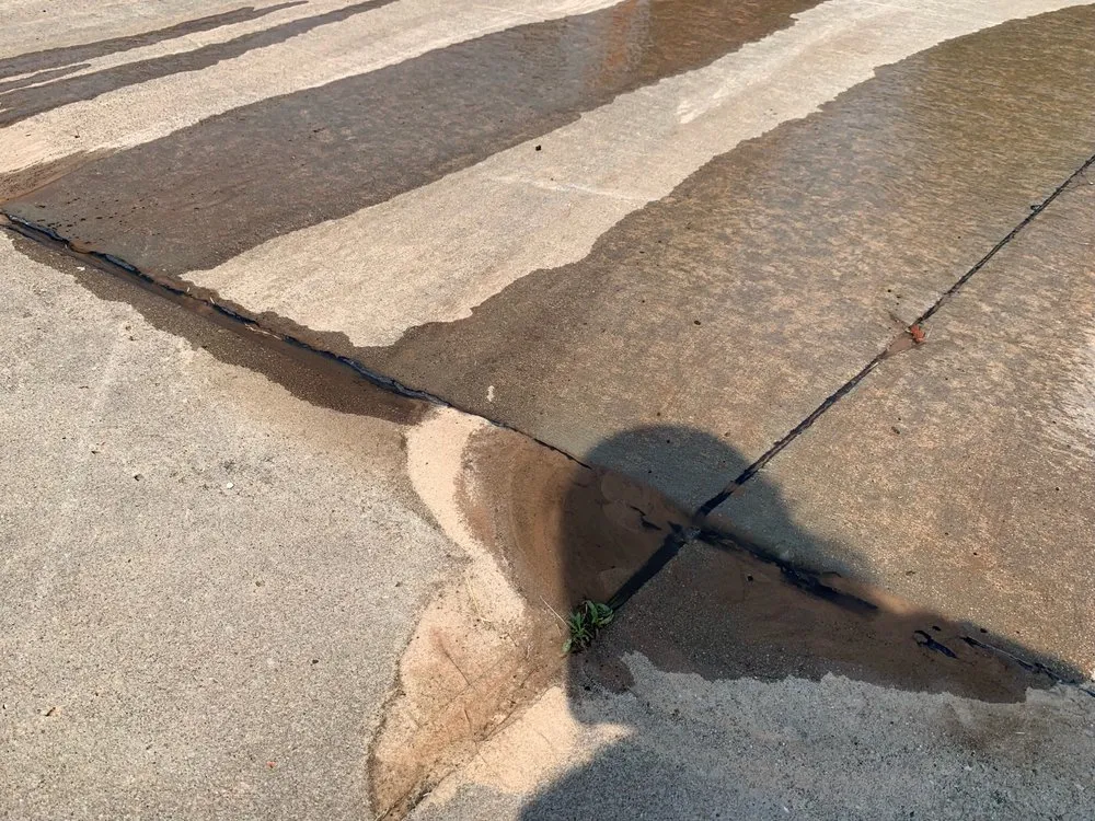 Slide of Hi-Tech Plumbing & Leak Detect