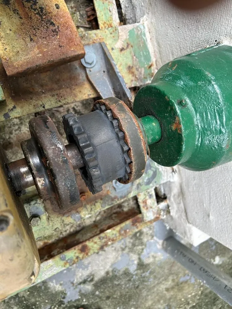 Slide of High Quality Mechanicals Contractor