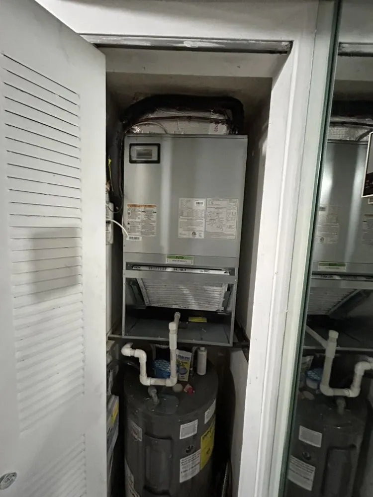 Slide of High Quality Mechanicals Contractor