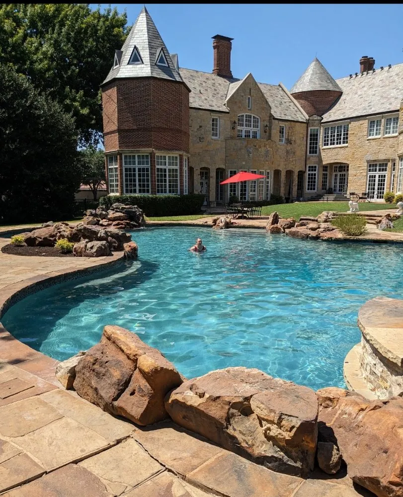 Slide of HiHo Handyman