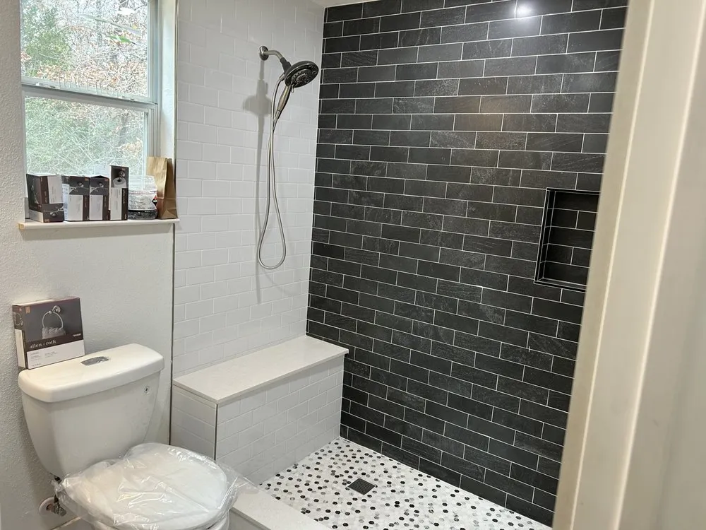 Reliable drain cleaning experts serving Hutto, TX - Hippo Construction Services