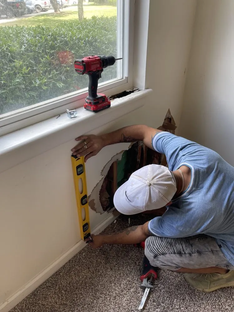 Slide of HIs & Hers Handyman Maintenace