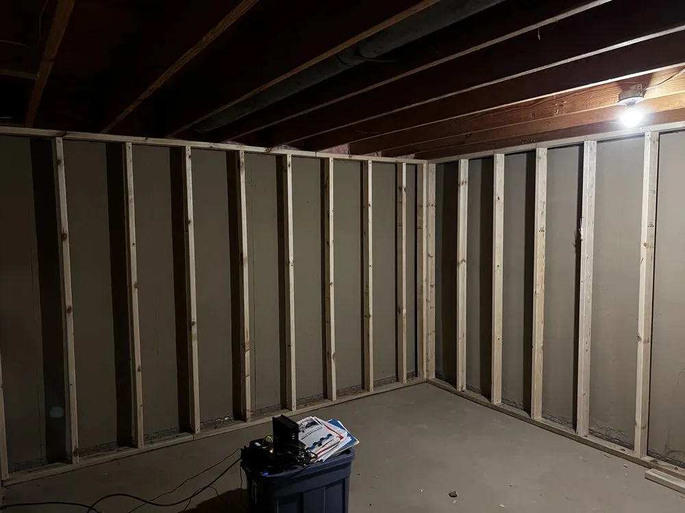 Slide of H&L Contracting