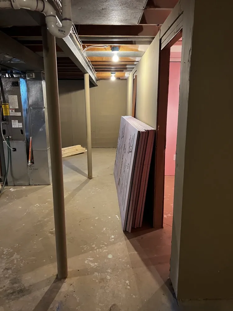 Slide of H&L Contracting