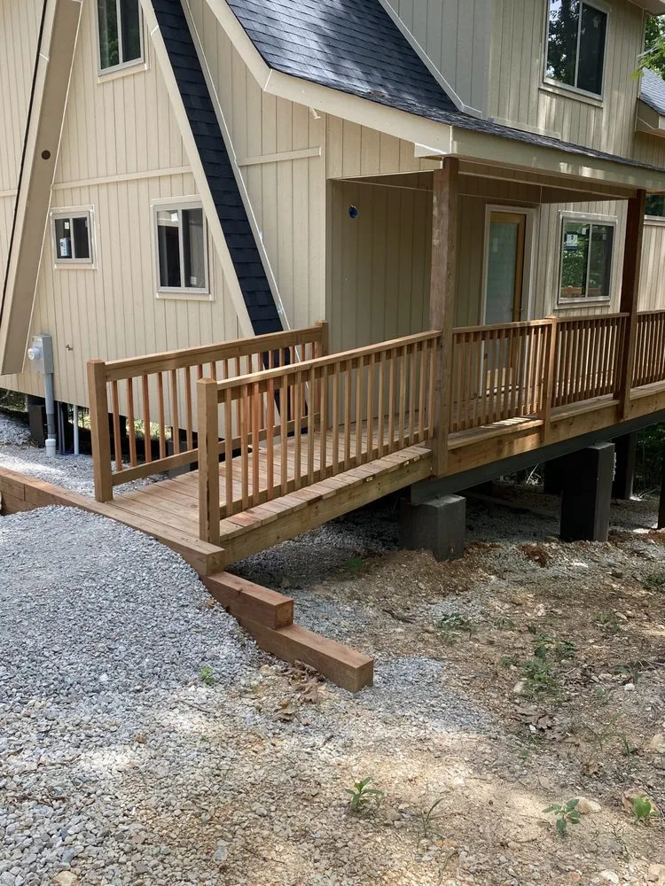 Slide of H&L Contracting