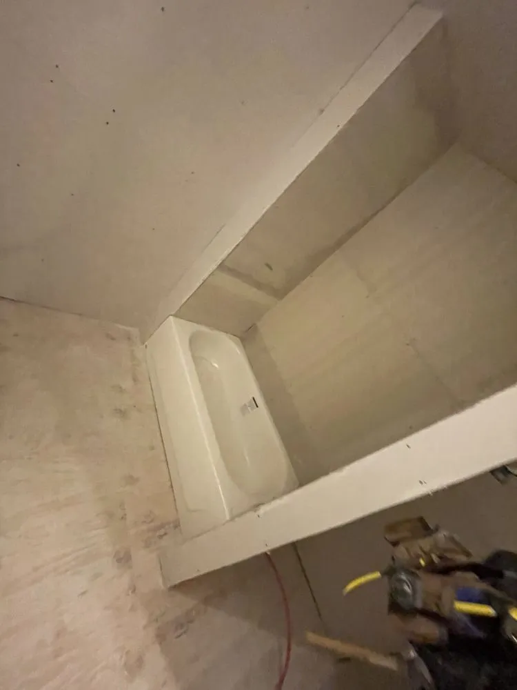 Slide of H&M Construction