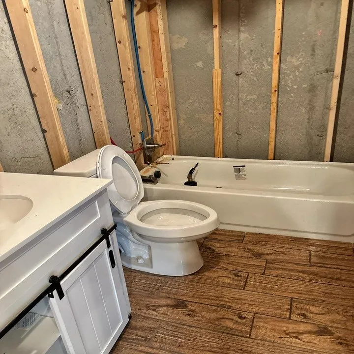 Slide of H&M Plumbing