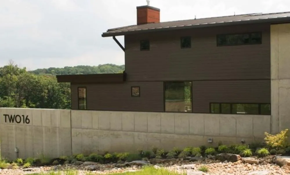 Slide of HMK Construction