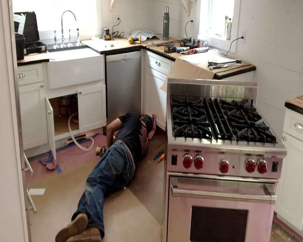 Reliable emergency plumbing for homes in Los Alamitos, CA by Hock Plumbing Cleaning & Repair Services